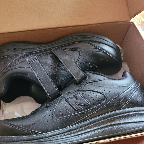 New Balance Shoes New Balance Mens 577 V Hook And Loop Walking Shoe Poshmark